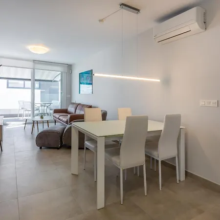 Begonia Beach Apartment